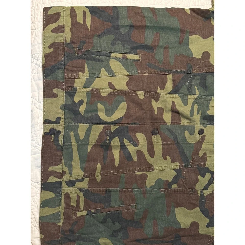 Levis Mens Trucker Jacket XXL Camo Woodland Camouflage Cotton Button Up - Picture 2 of 11